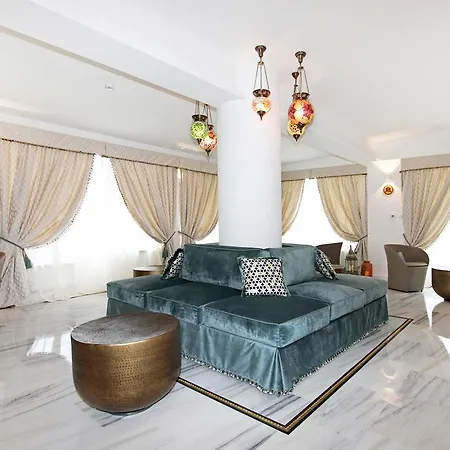Garni Hadeel