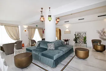 Garni Hadeel מלון