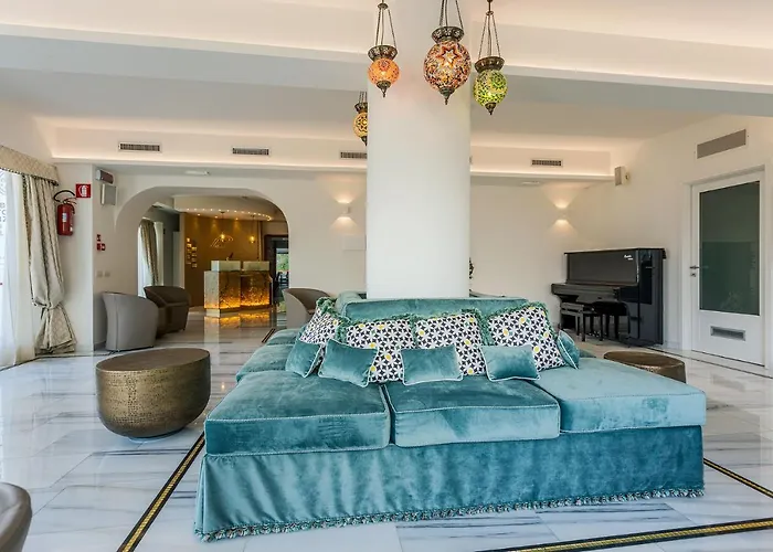 Otel Garni Hadeel 3*