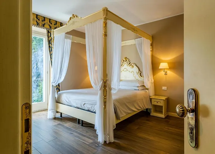 Garni Hadeel Hotel 3*